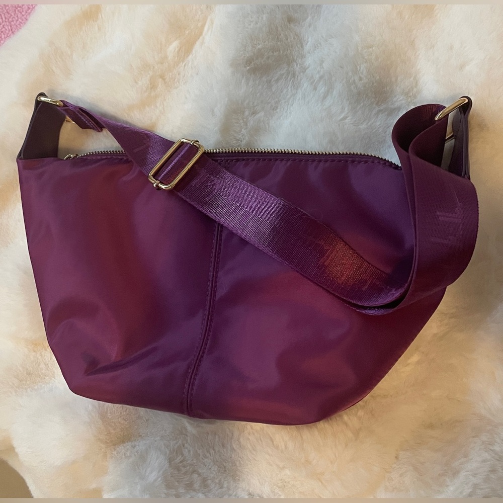 Purple Shoulder Bag. Nicole Miller - Picture 3 of 7